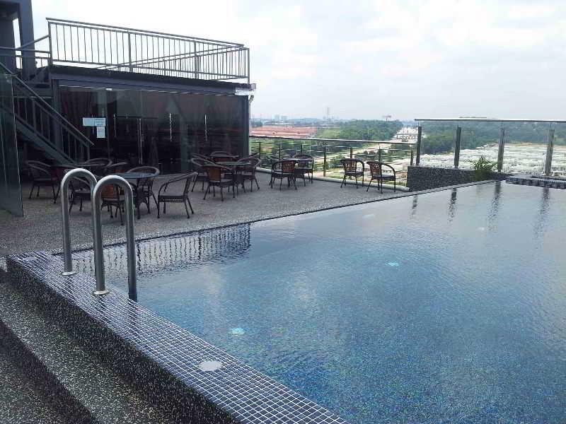 Pariss Hotel Johor Bahru Esterno foto