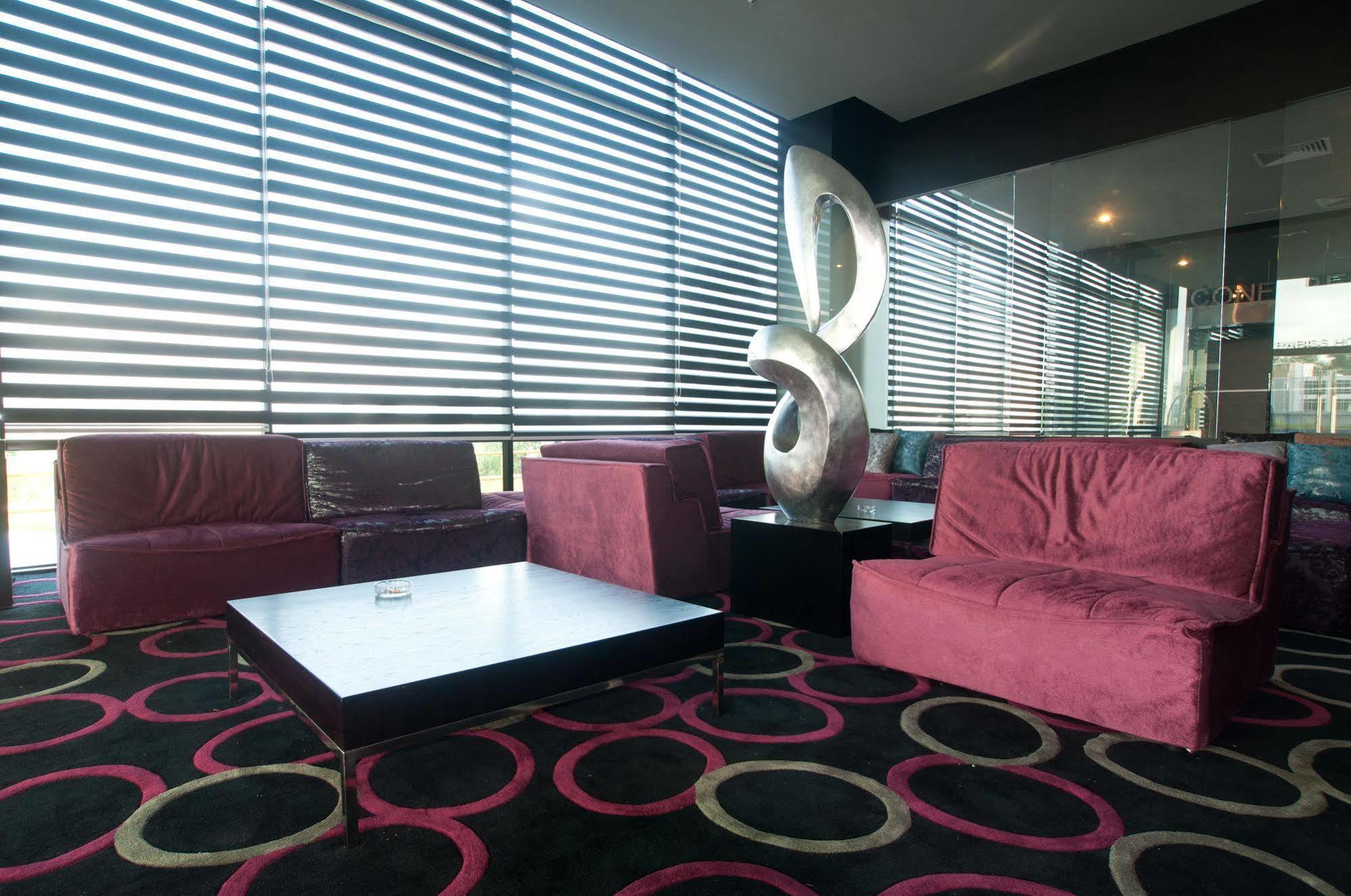 Pariss Hotel Johor Bahru Esterno foto